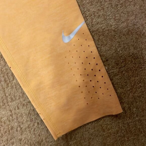 Two pair Nike Leggings - Picture 2 of 16